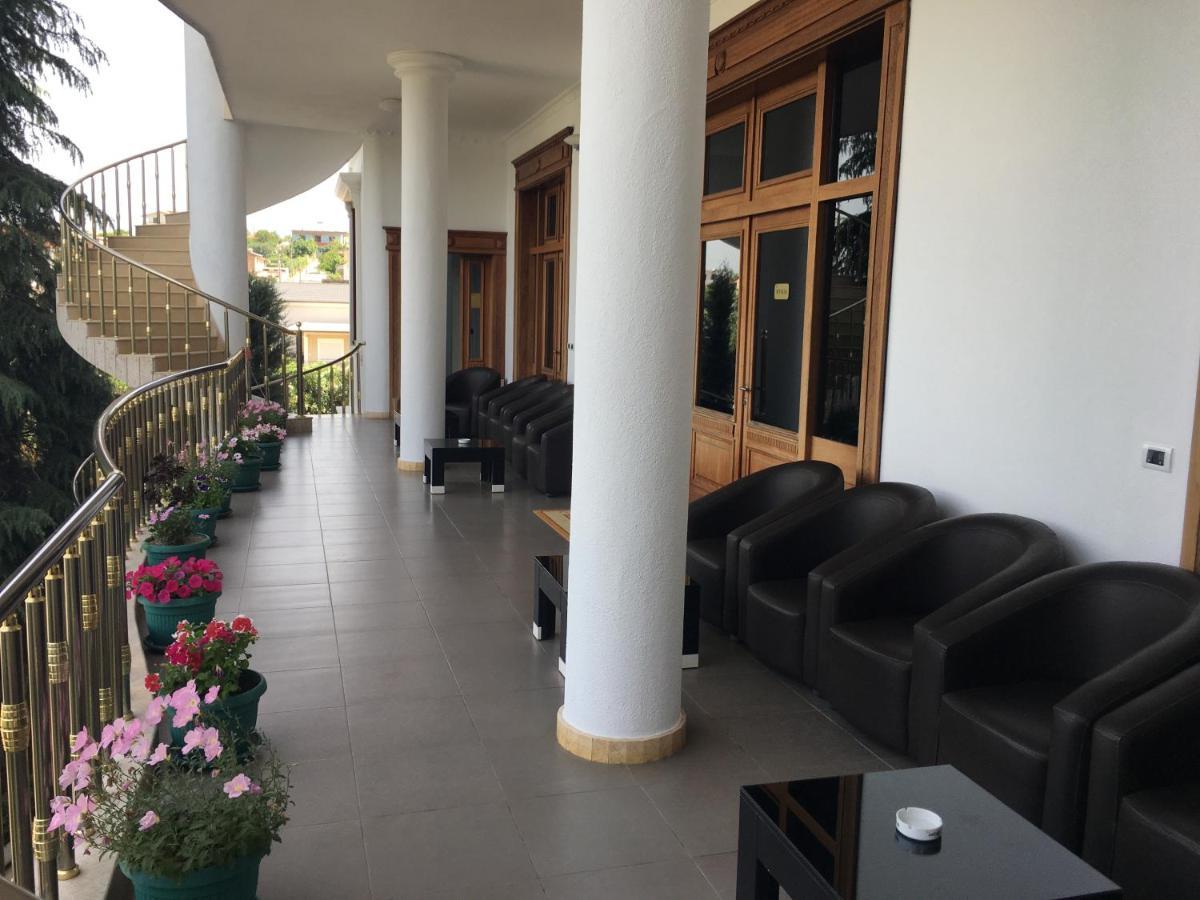 Julton Events Hotel Domje エクステリア 写真